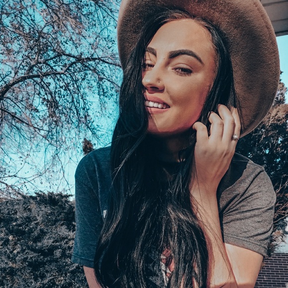 hailey_babes